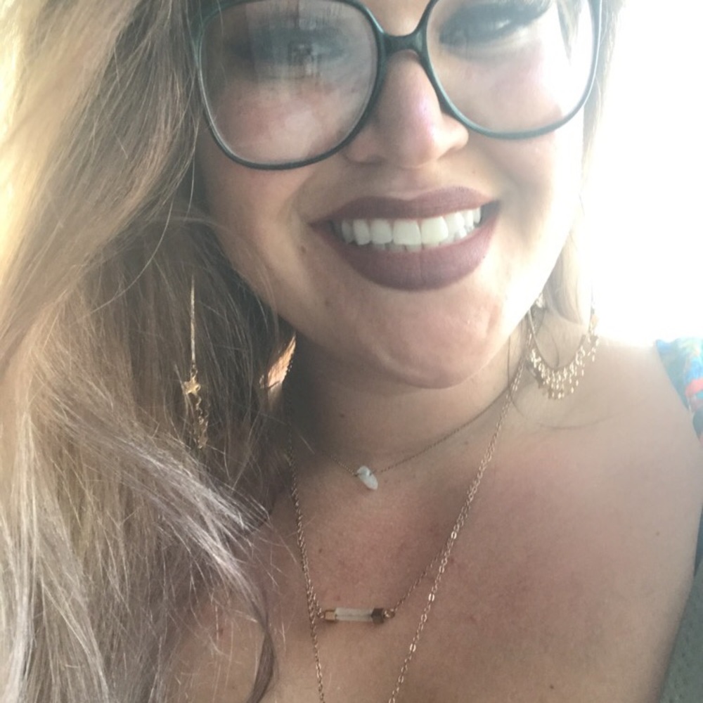 Meet your Posher, Sara